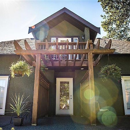 Guest Suites On Benvenuto 브렌트우드베이 외부 사진