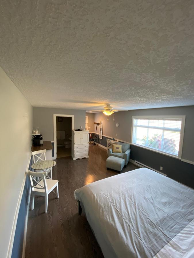 Guest Suites On Benvenuto 브렌트우드베이 외부 사진