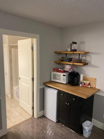 Guest Suites On Benvenuto 브렌트우드베이 외부 사진