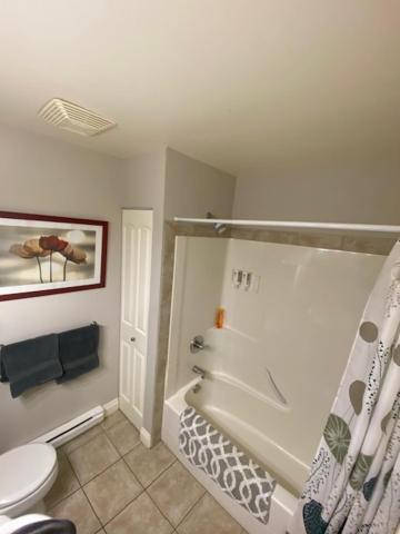 Guest Suites On Benvenuto 브렌트우드베이 외부 사진